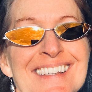 Meet your Posher, Hera